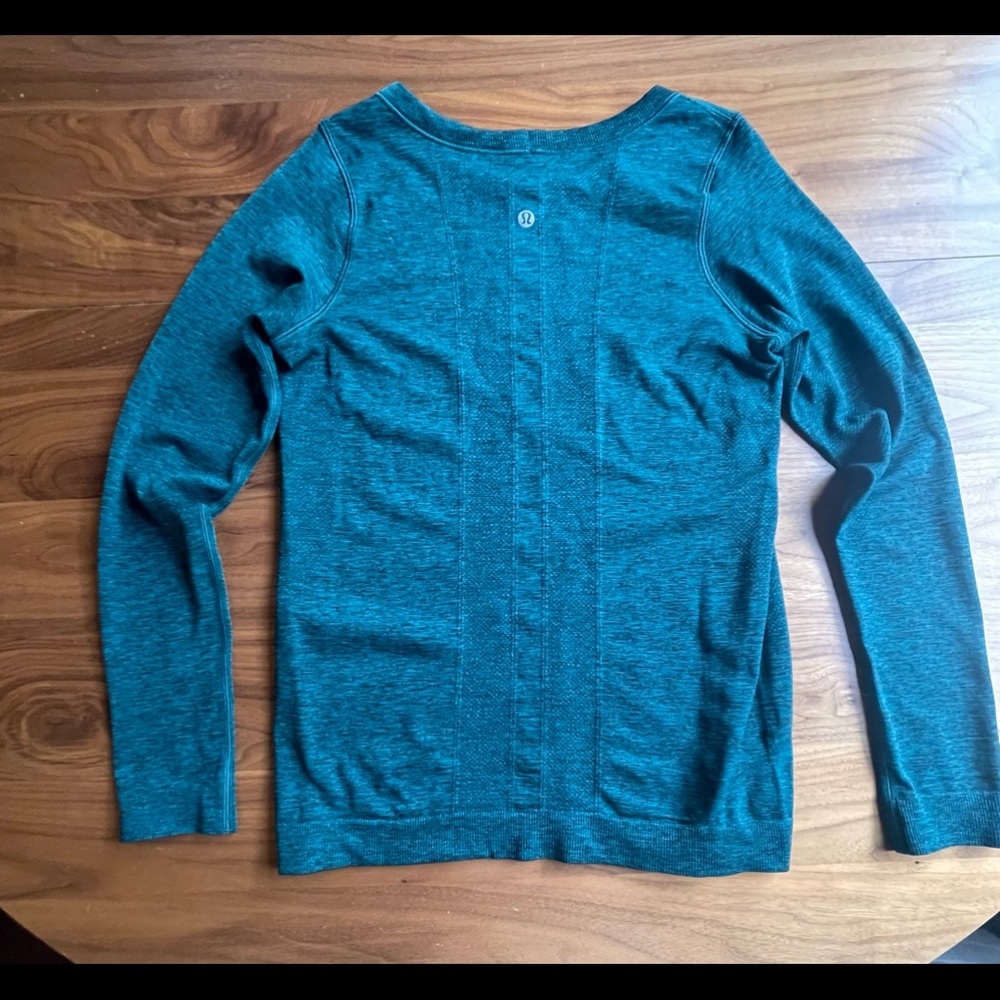Lululemon Swiftly Tech Long Sleeve